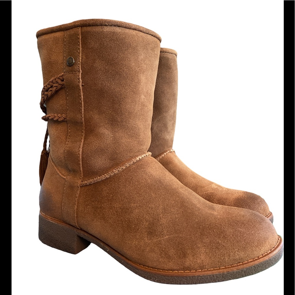 NIB Abeo Blaine Suede Boots with Shearling Lining in Tan